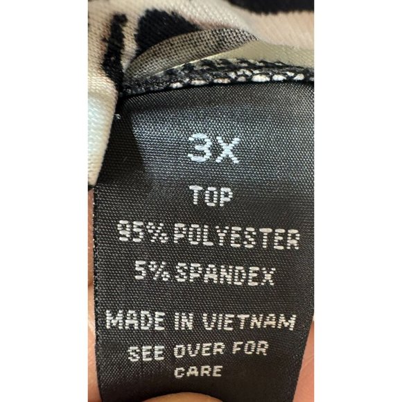 AGB Woman Long Sleeve Top Blouse 3X Black & White Geometric Print Stretchy Casua - Picture 4 of 10